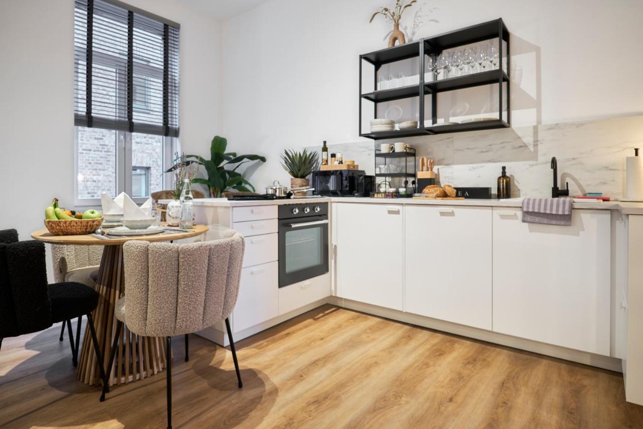 Park Avenue Apartments - Dom Mit Stil - Kueche - Parkplatz - Wlan - 65 Zoll Tv - Netflix 쾰른 외부 사진