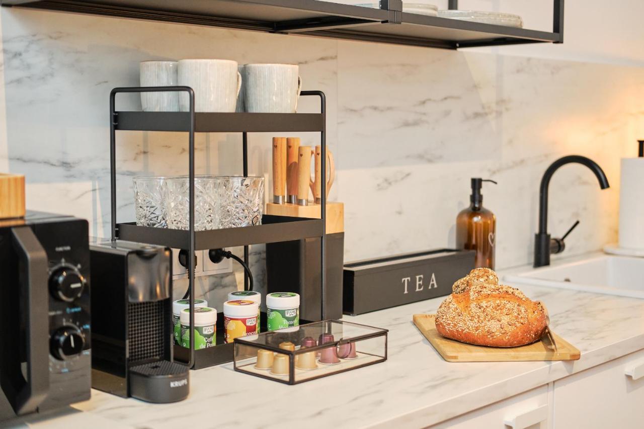 Park Avenue Apartments - Dom Mit Stil - Kueche - Parkplatz - Wlan - 65 Zoll Tv - Netflix 쾰른 외부 사진